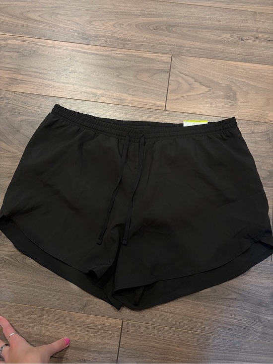 Old Navy Pants - Old navy lined running shorts
